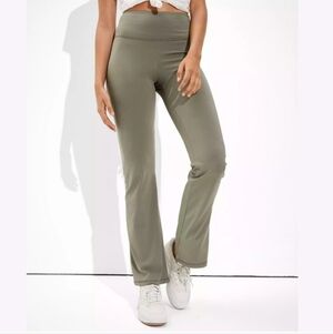 American Eagle Olive Green The Everything Flare High Rise Yoga Tight Leggings